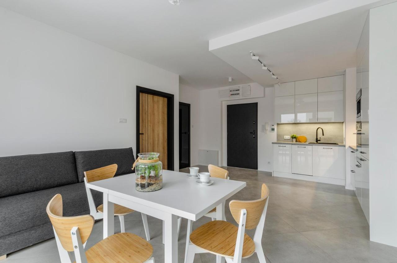 Goldaparts Manufaktura Premium Lägenhet Łódź Exteriör bild