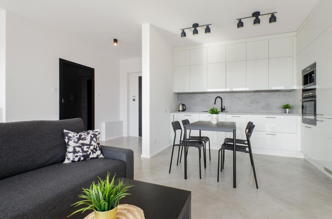 Goldaparts Manufaktura Premium Lägenhet Łódź Exteriör bild